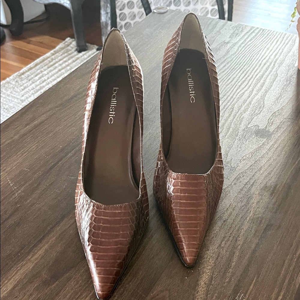 FINAL SALE PRICE Ballistic Brown Croc Genuine Leather Upper Women's Heels